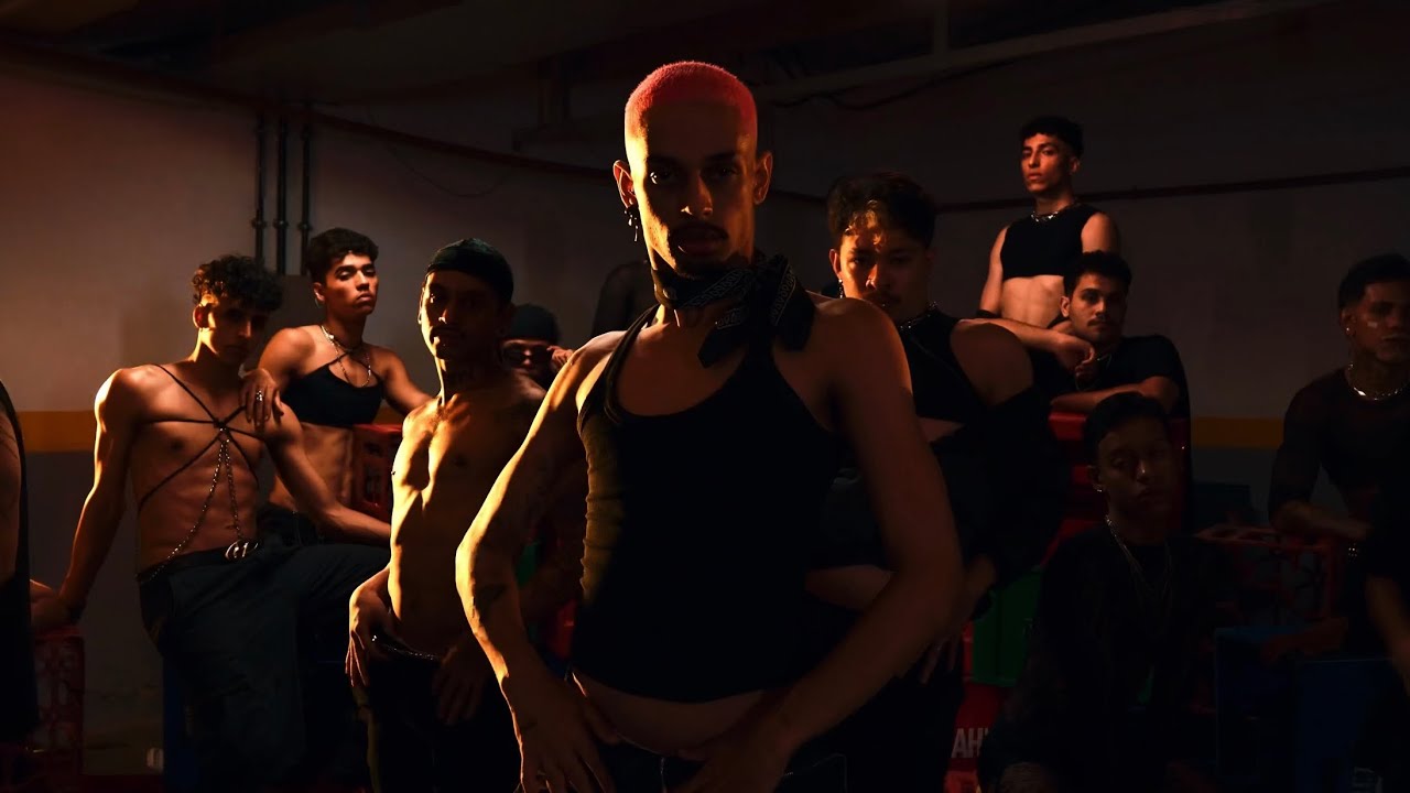 Anitta - ROMEO (Dance Vídeo) por Leonardo ZaKarta