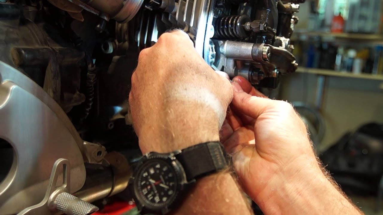 BMW R1100RT Head Gasket Replacement