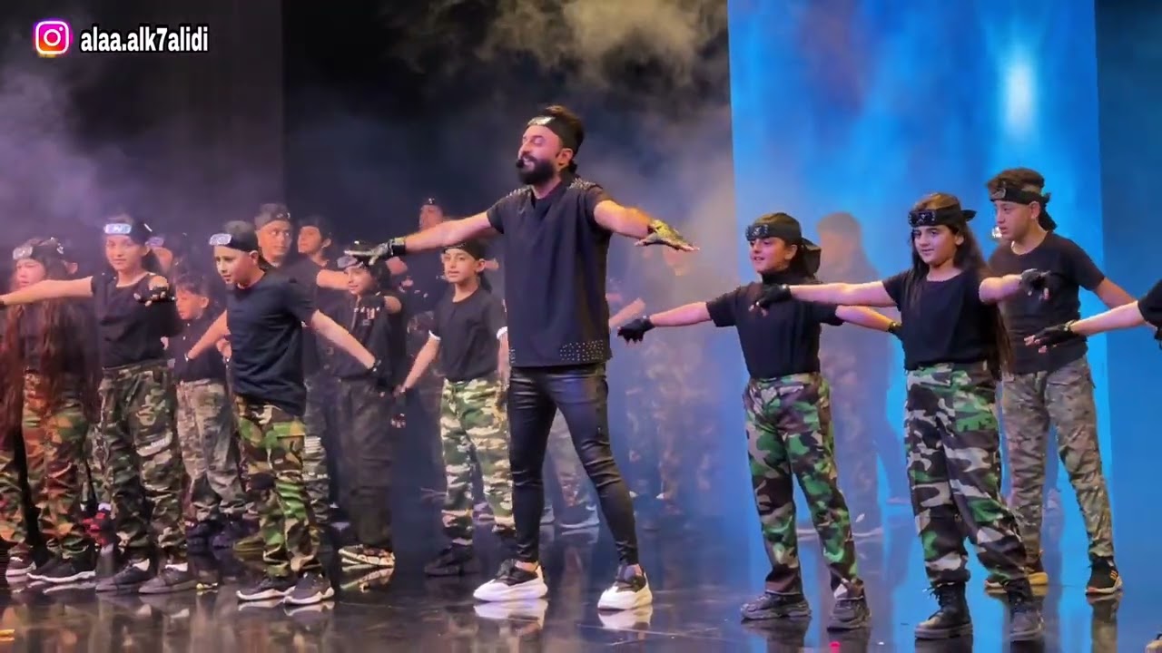 نجحت وانا احسني طاير (شوارعنا عشق ) مع طلابي (علاء الخالدي) 🎶