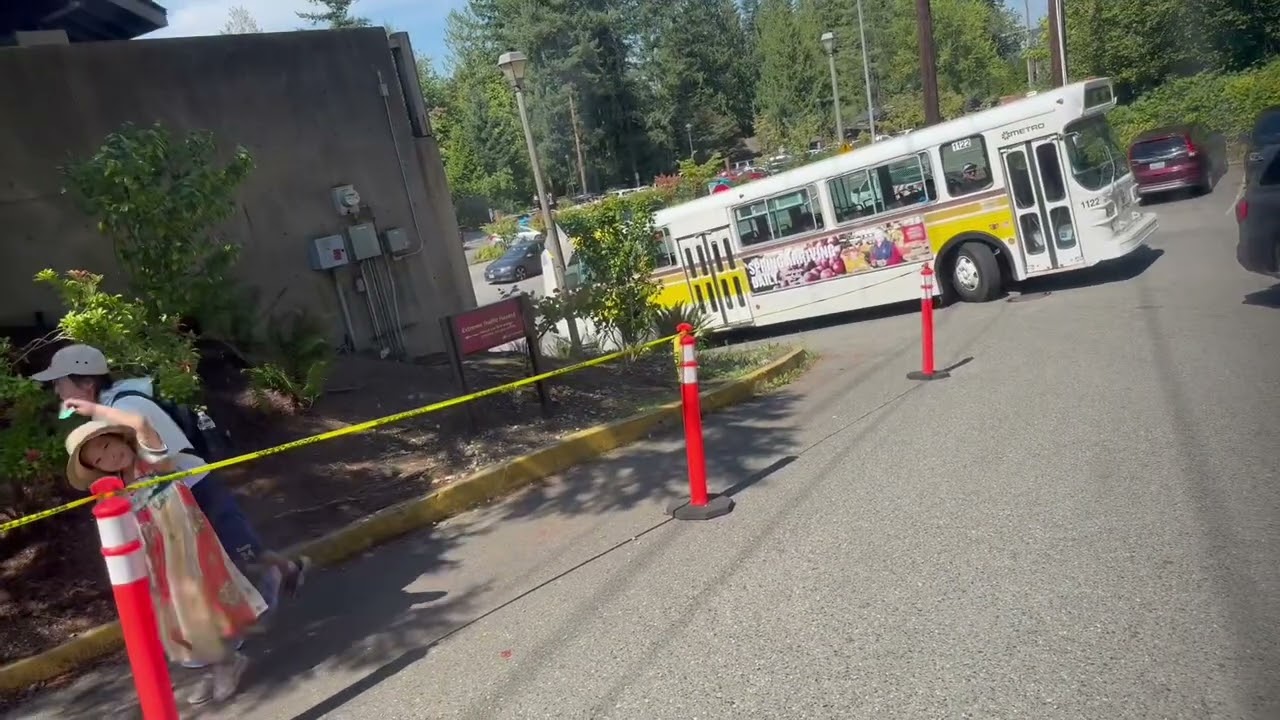 August 23, 2025. Ex-KCM (2766) New Flyer DE60LF. MEHVA Tour to Snoqualmie Falls via Freeway I-90.