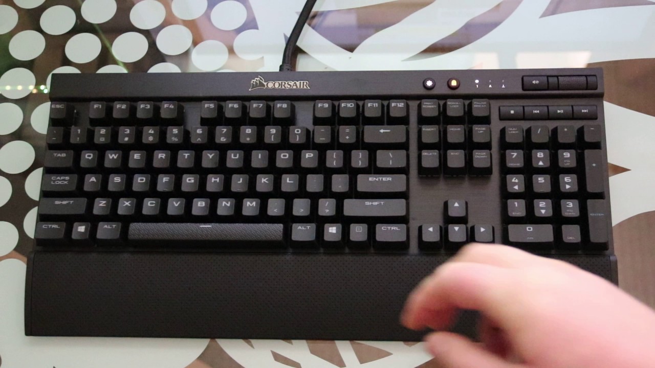 Corsair K70 LUX RGB - Recenzja