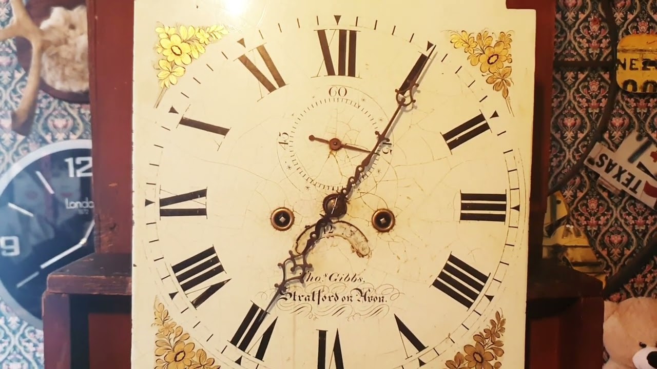 Grandfather Clock pendulum stops after a few minutes