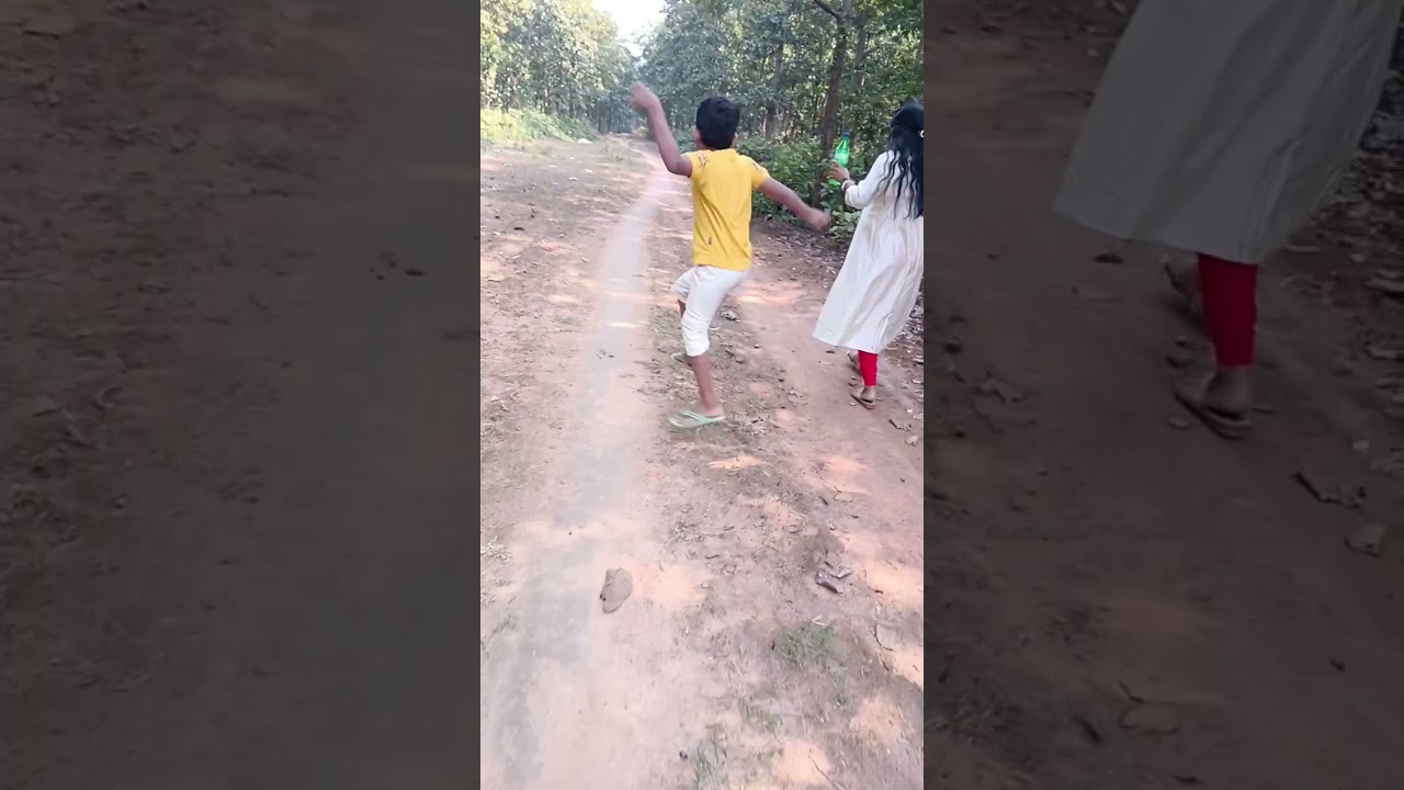 Beta and Maama in a forest❤️🥰😍🤗 finding insects part 6