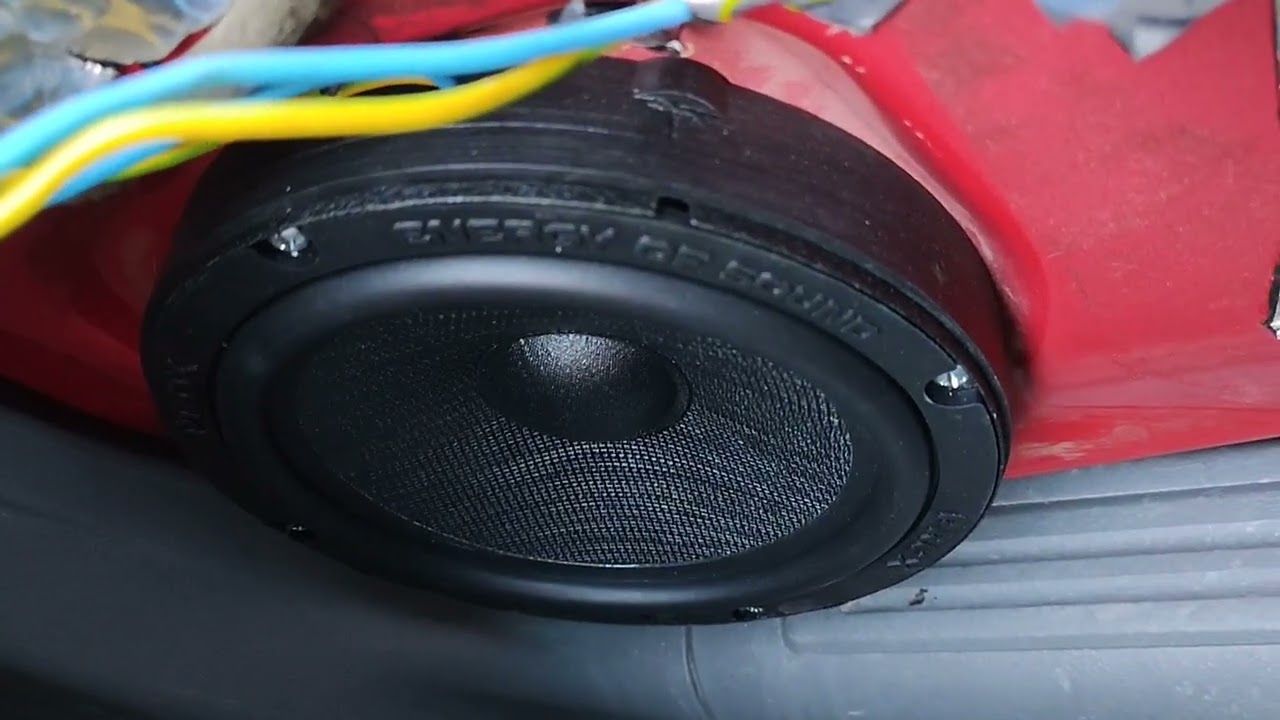 Прослушивание акустики AMP PRO X 6.5 V2 в комплекте с твитерами AMP PRO X TW 15 TITANIUM. 