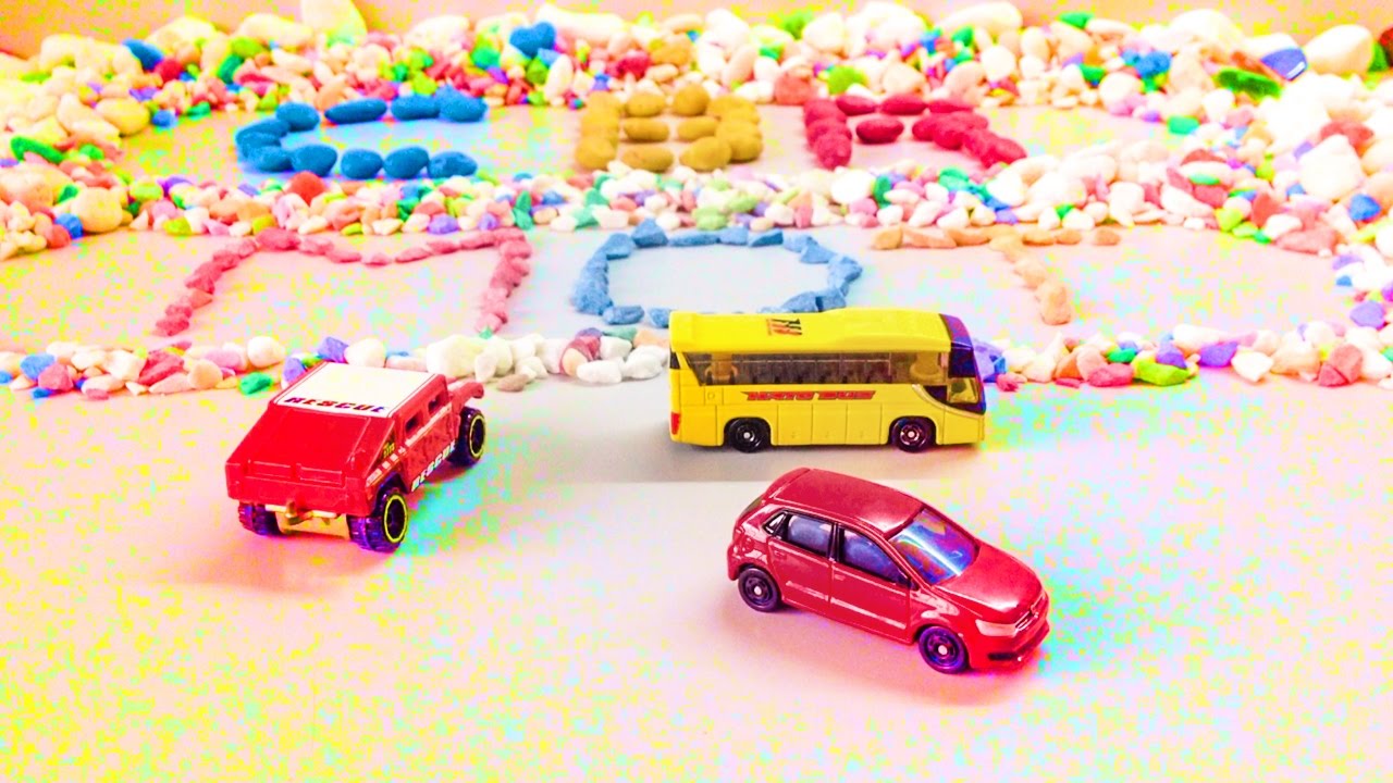 Let Play Volkswagen Polo | Hato Bus | Tomica Toy Car And Humvee