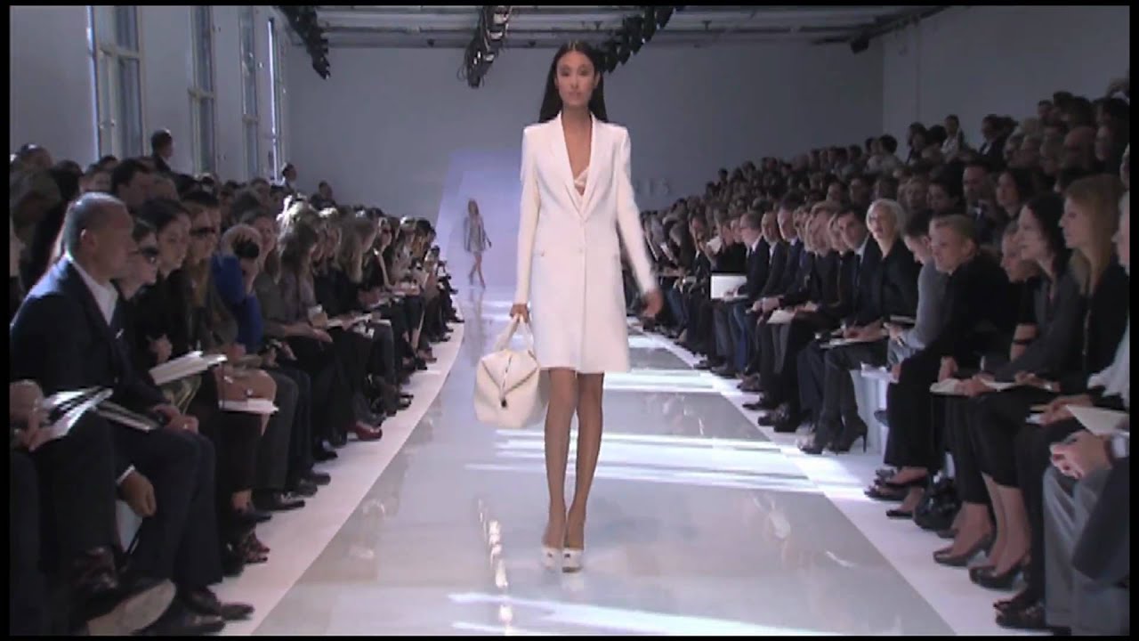 Akris Spring/Summer 2010 | Fashion Show | Part 1