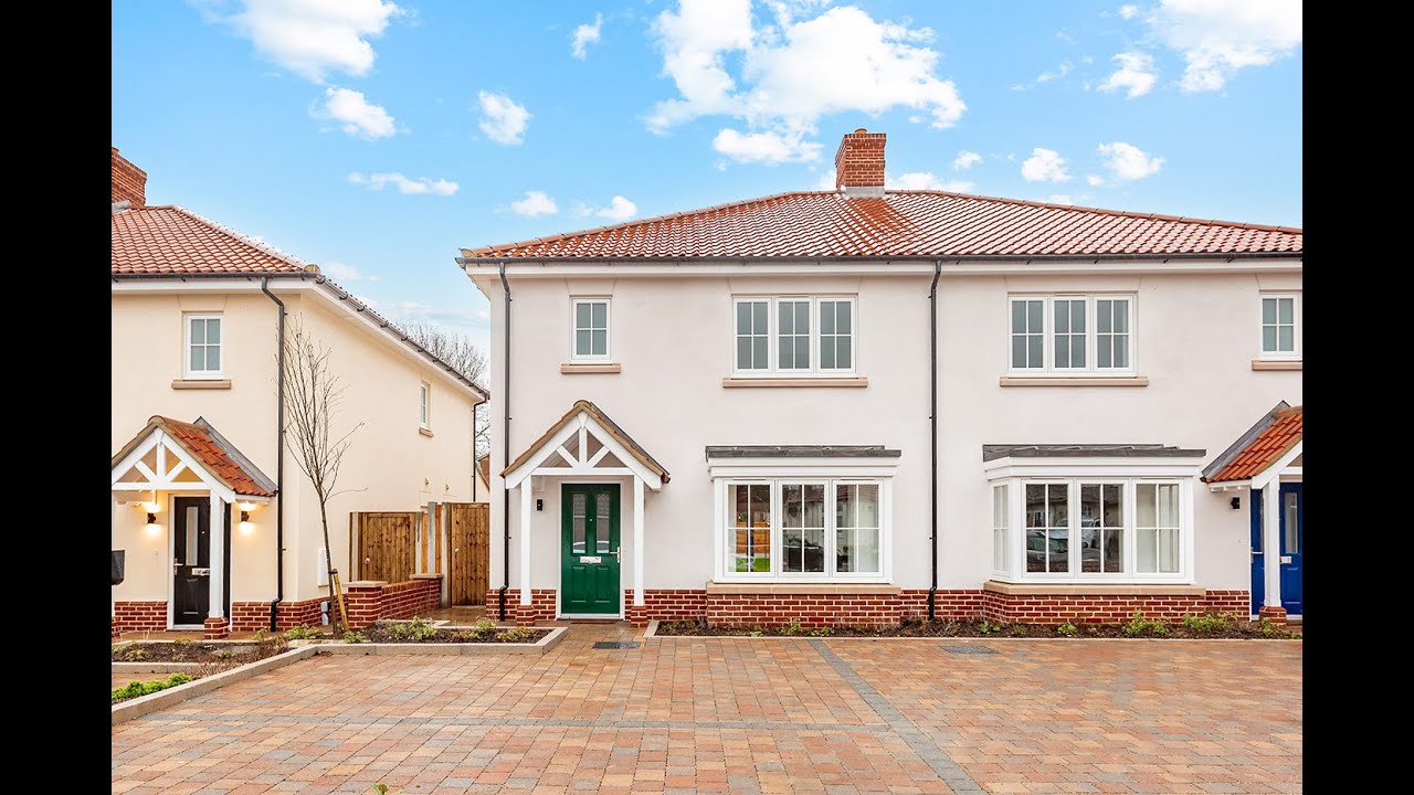 New Century Road, Laindon, Basildon, SS15 6AG