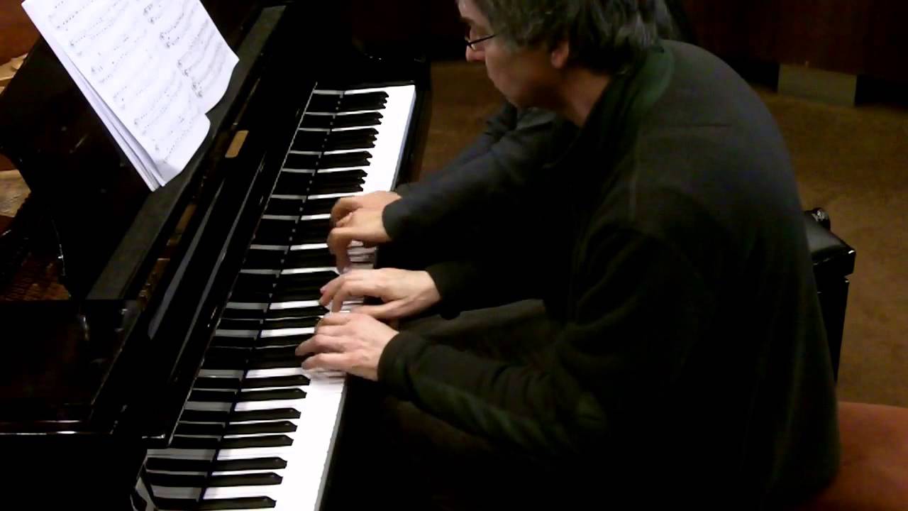 Peter Warlock  -  Capriol Suite for piano duet