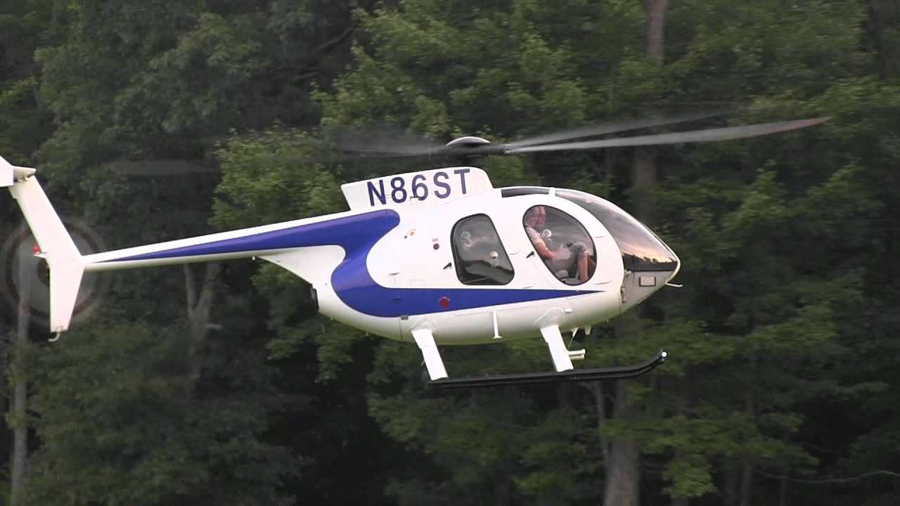 Hughes 500 approach and landing.