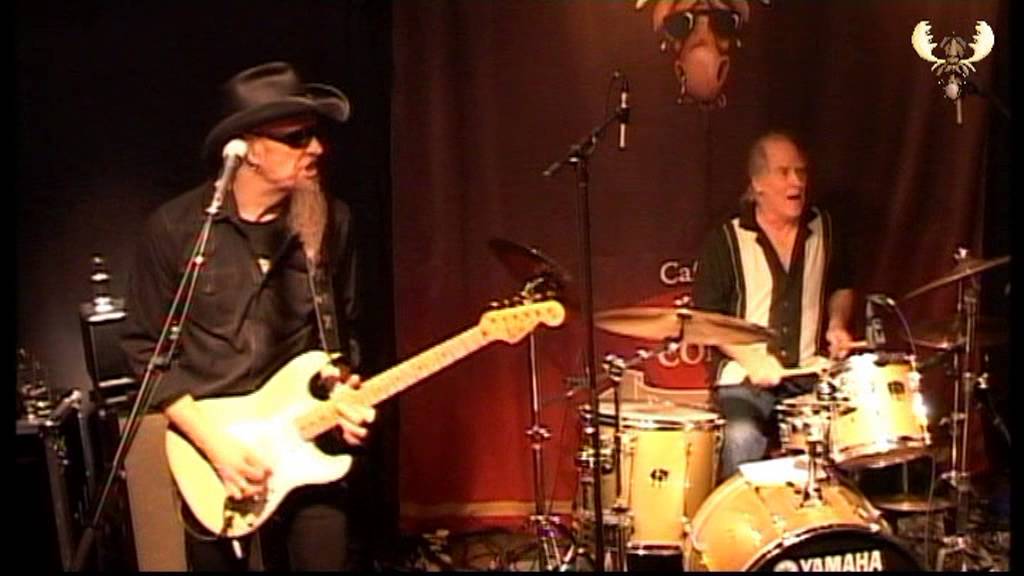 Dudley Taft -  Drivin south/Back door man - Live at Bluesmoose café