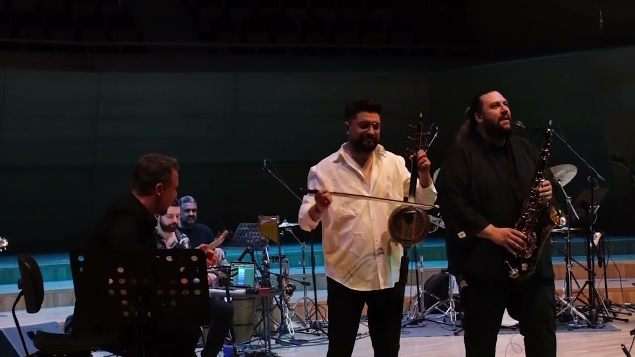 Cafer Nazlıbaş & Anıl Şallıel & Mustafa İpekçioğlu - Neyleyek (Arzular Yandı Döndü Küle) / CSO