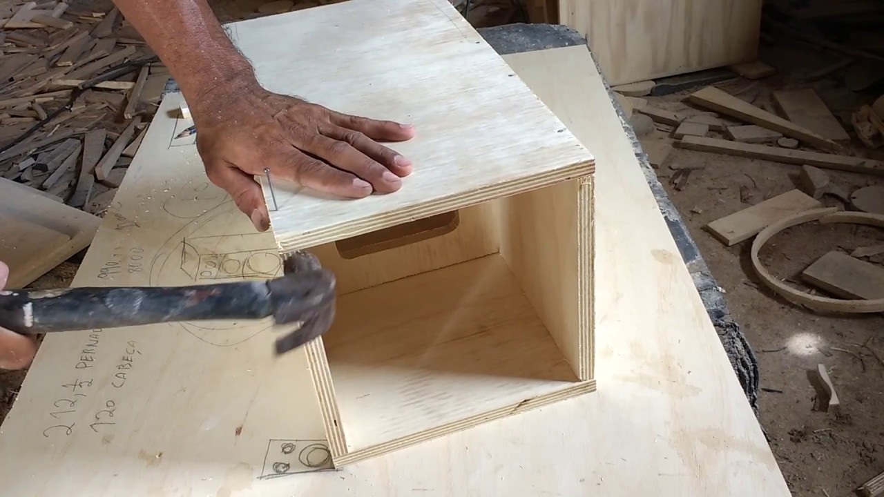 caixa de som de medio