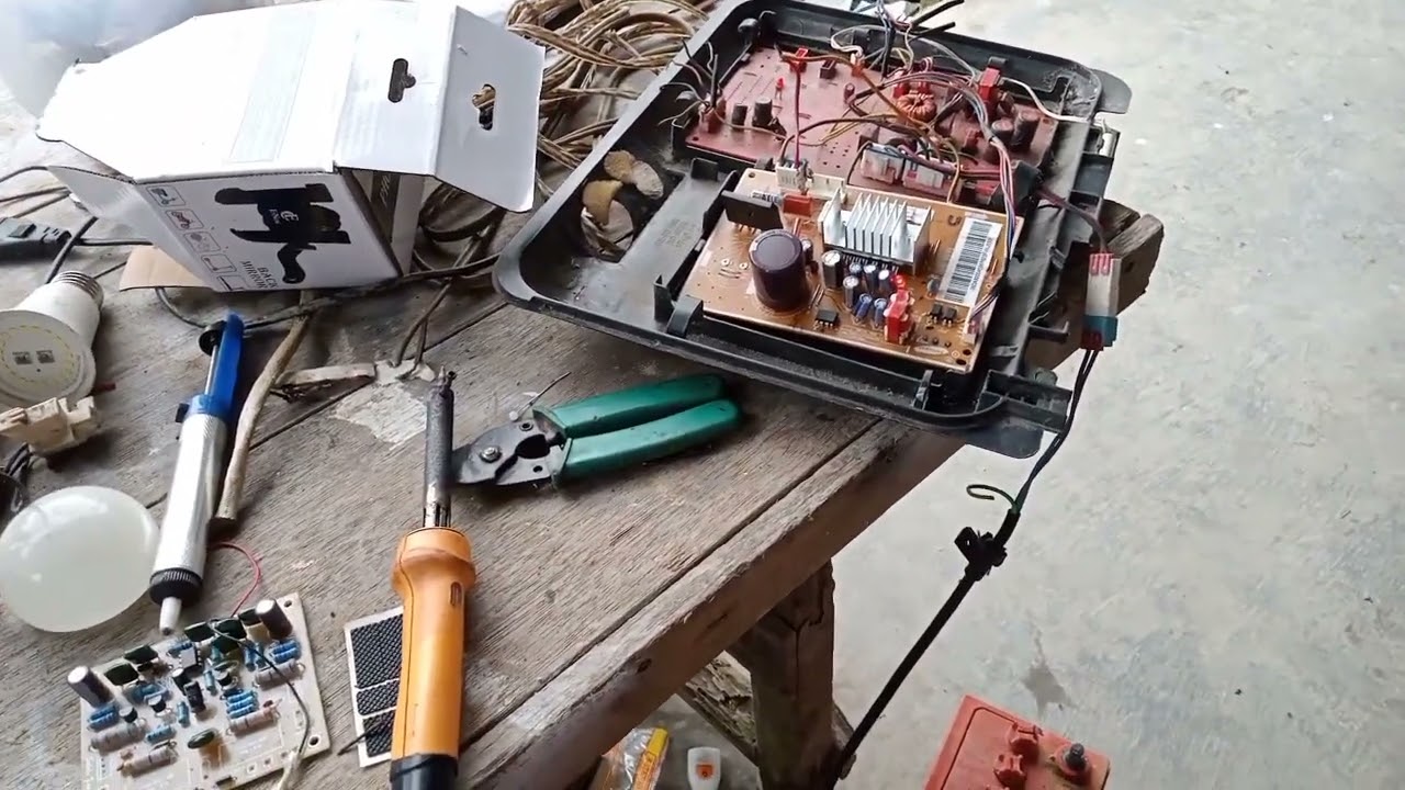 kulkas samsung inverter kedip 5x coba ganti ic webcom dan ic tempel nya atau ic prentahnya