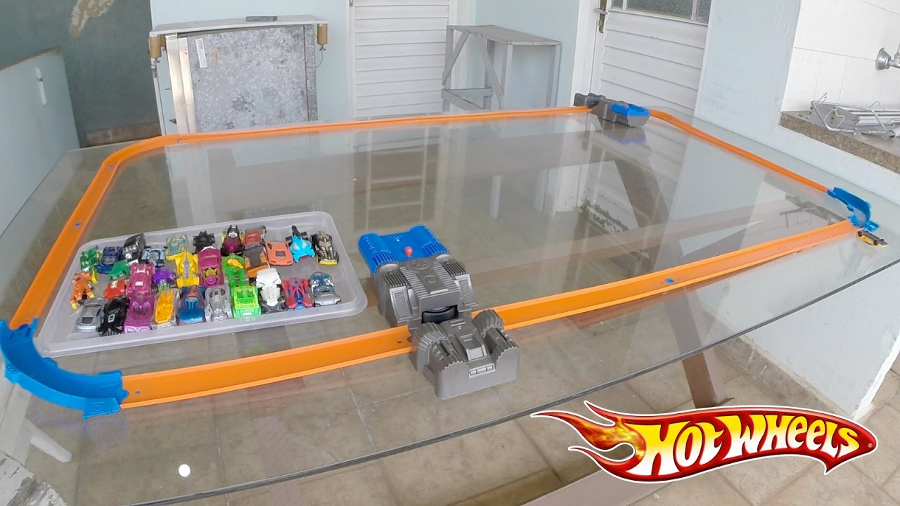 Hot Wheels Pista Quadrada Superpropulsores Speed Boosters - Carrinho Super Gnat #18
