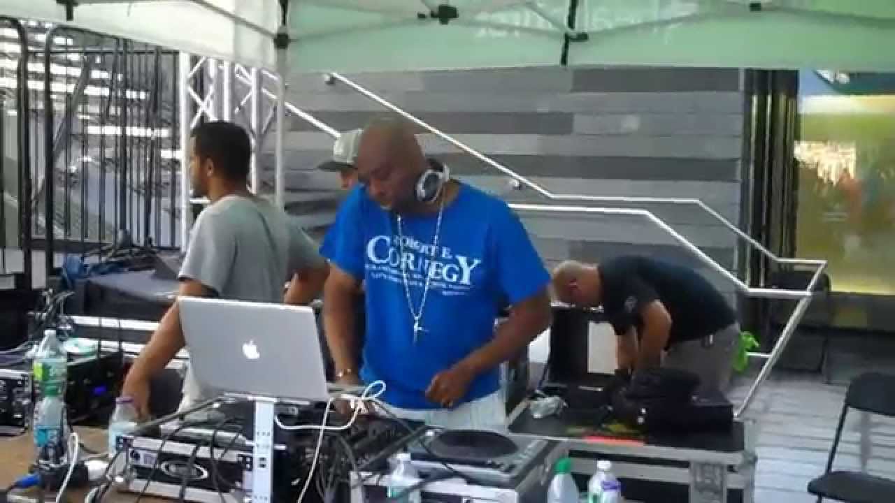 Health First New York City Tour Starring Dj Barry Blends & Dr. Bob Lee of WBLS