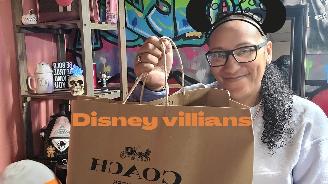Coach outlet haul/Disney villains collection 💀🍂✌🏽💕
