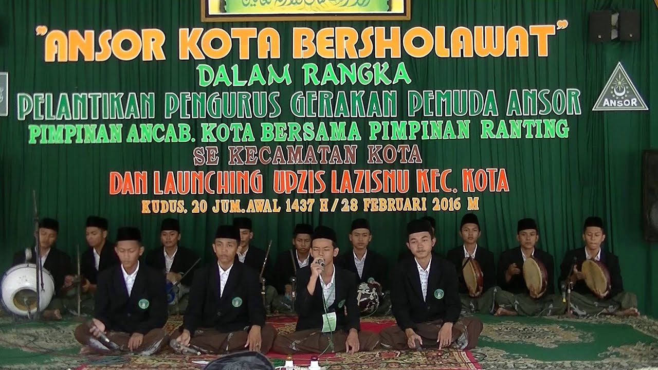 Madrasah NU TBS Kudus Juara 1 lomba rebana (Es-salafy)