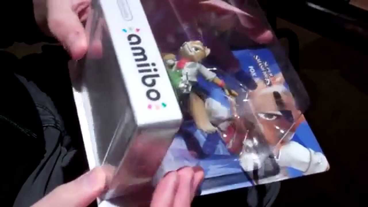 How to Use Amiibo Without Completely Destroying the Box