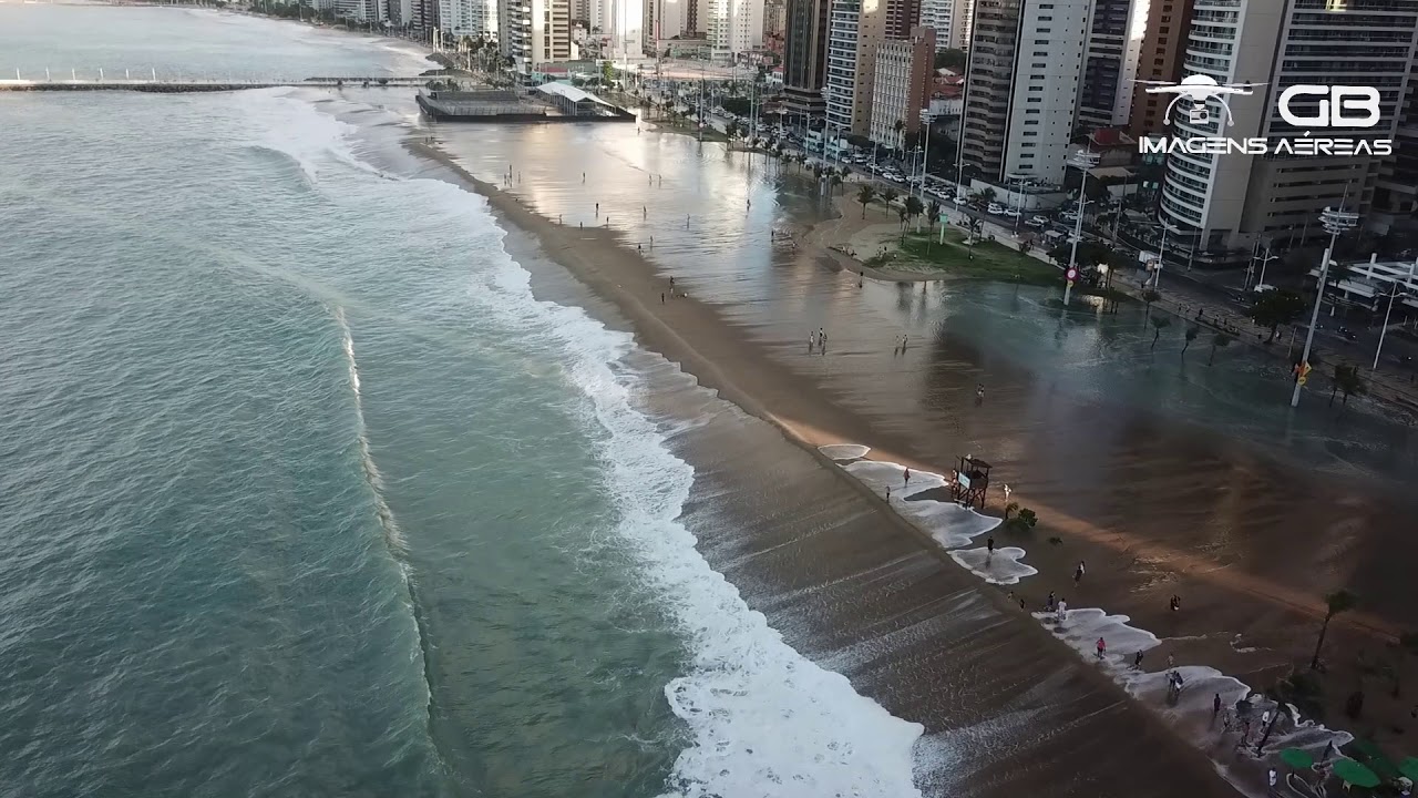 Ressaca do Mar em Fortaleza Março de  2018