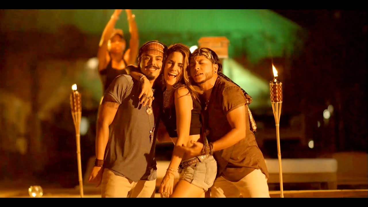 Los Bohemios con Naty Botero - Me muero por volver