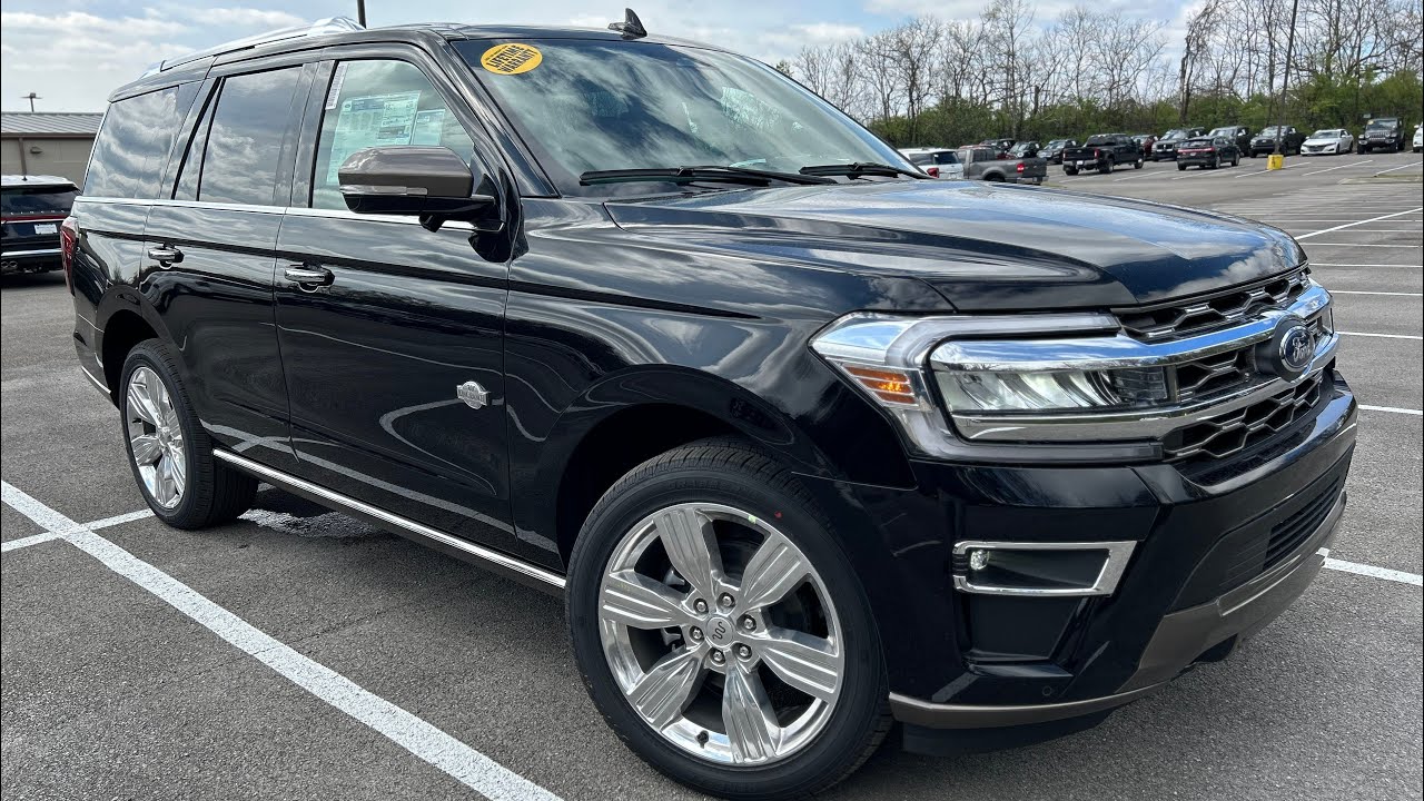 2023 Ford Expedition King Ranch 3.5TT POV Test Drive & Review