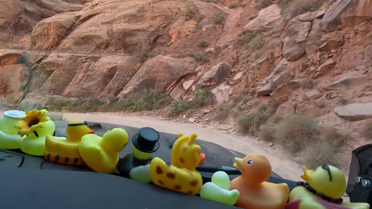 Jeep Takes on Shafer Trail, Utah | One of the Most Iconic Off-Road Descents-  October 2024