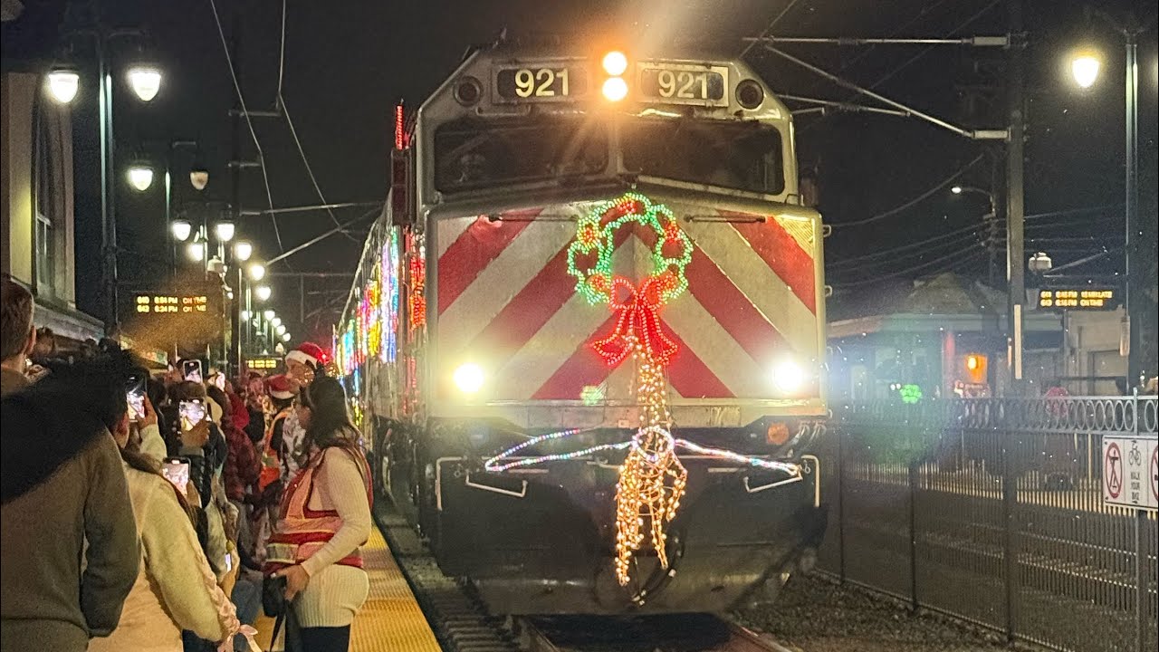 Railfanning San Mateo Station from 12/7/24 FT:Caltrain,ChristmasHolidayTrain and MORE