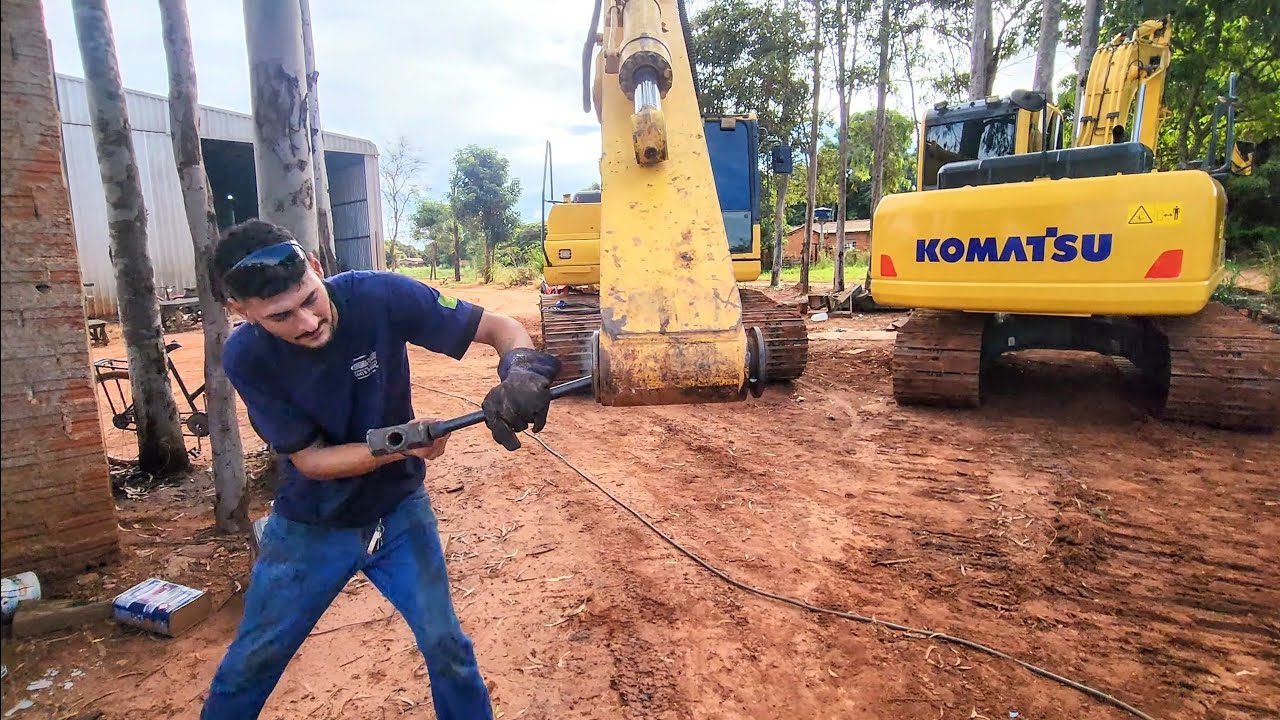 Como é feito embuchamento caçamba// Escavadeira hidráulica komatsu pc160 ep 1