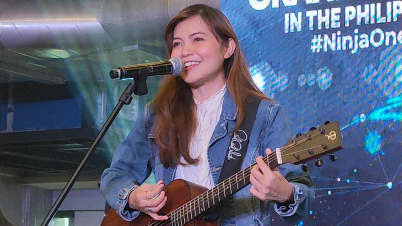 Acel Bisa performs Torete at NinjaOne Grand Launch in the Philippines
