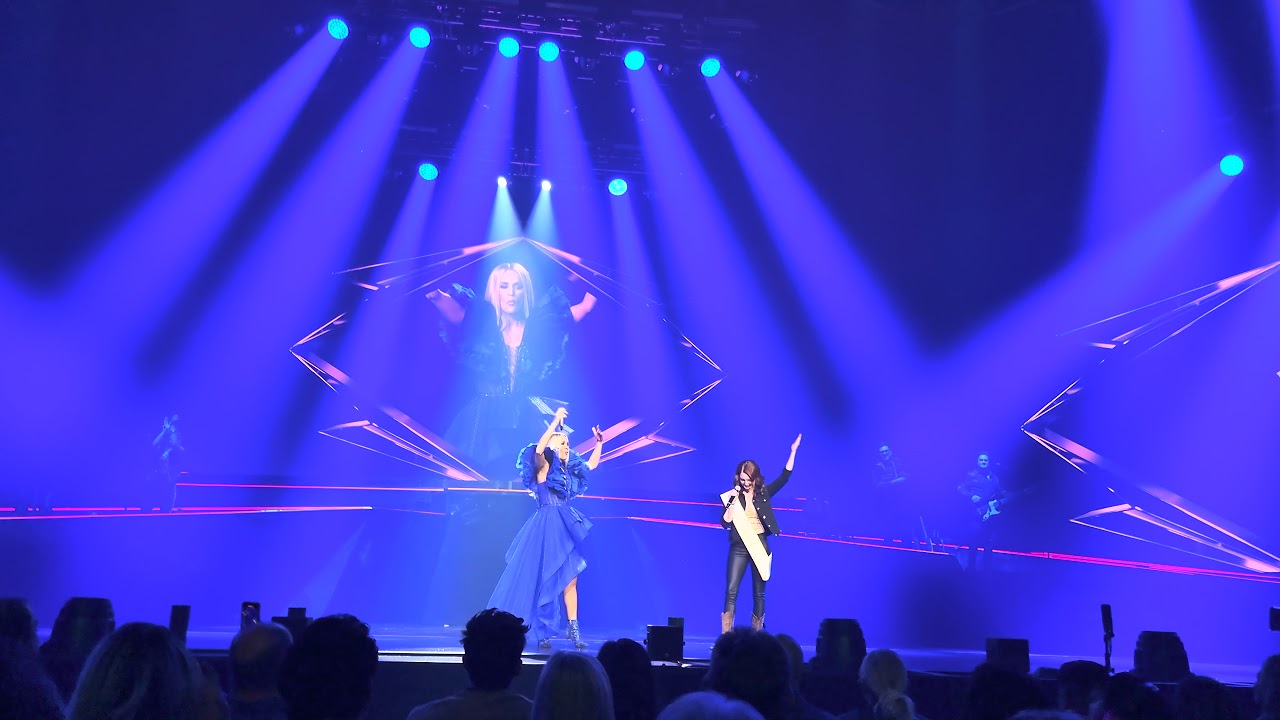 Carrie Underwood - All-American Girl (LIVE in Las Vegas 2021)