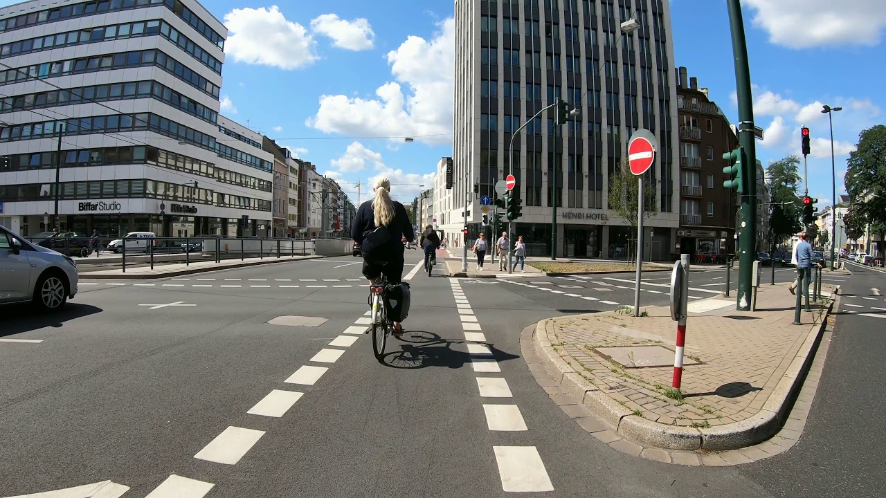 [4K] Cycling Düsseldorf | Staufenplatz - Rathaus via Grafenberger Allee, Am Wehrhahn, Schadowstr.