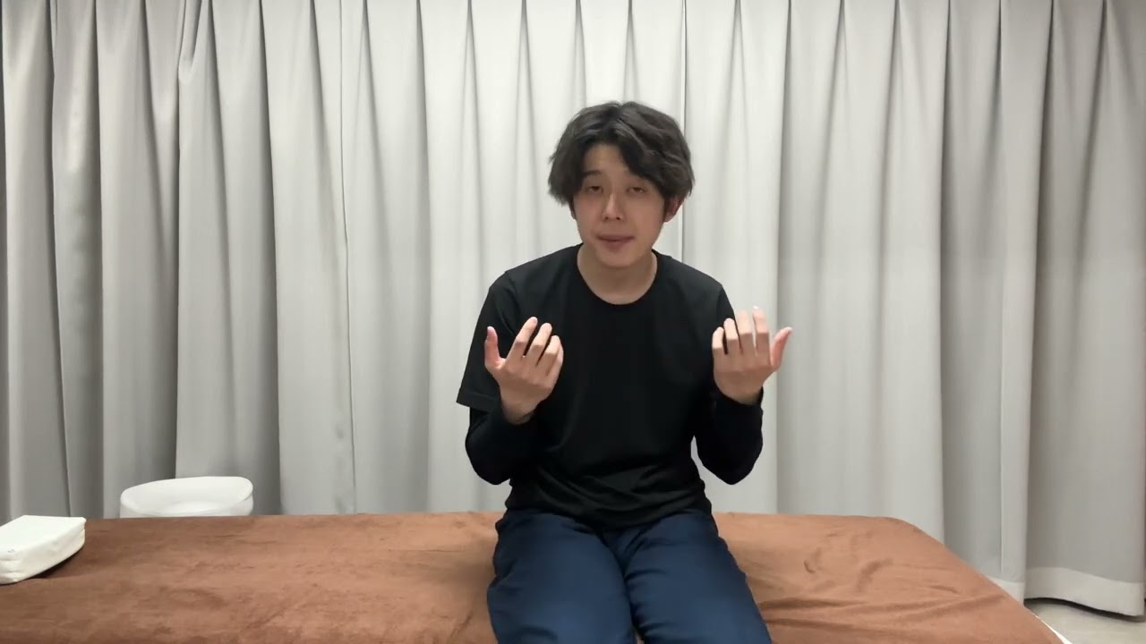 太もも裏のストレッチ