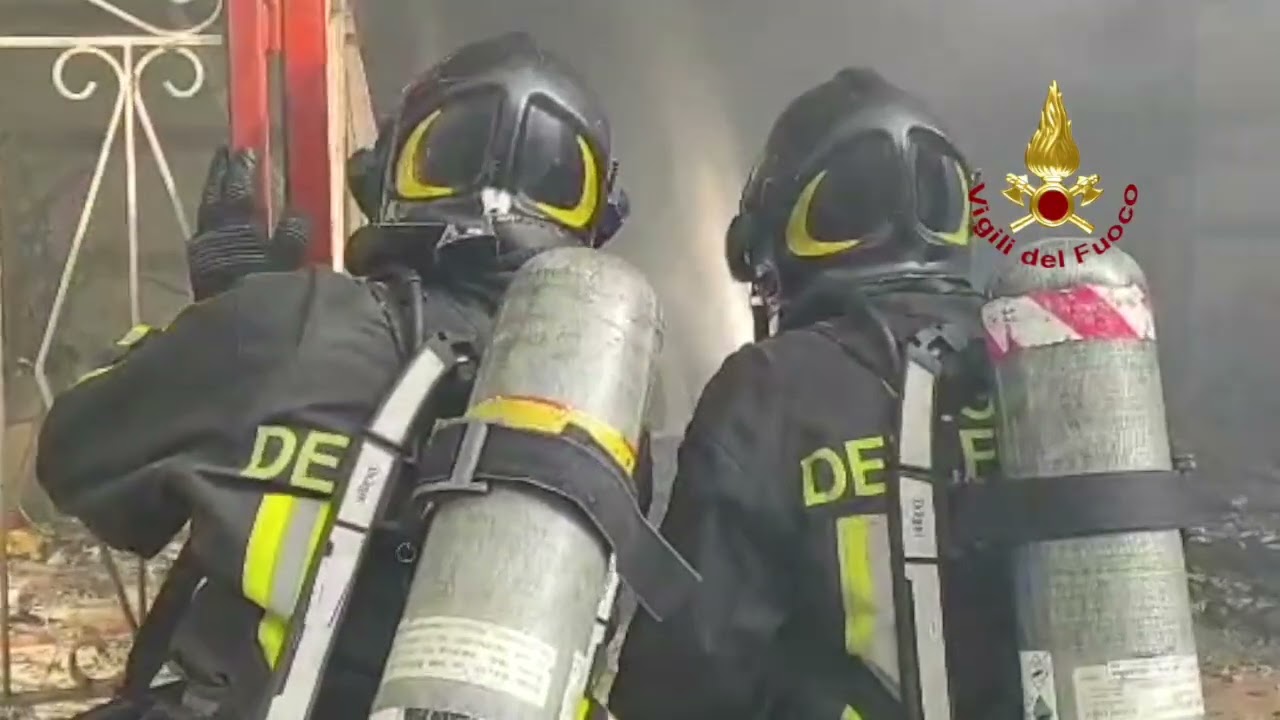 Ad Adelfia due anziani perdono la vita per il crollo di un'abitazione causato da un'esplosione