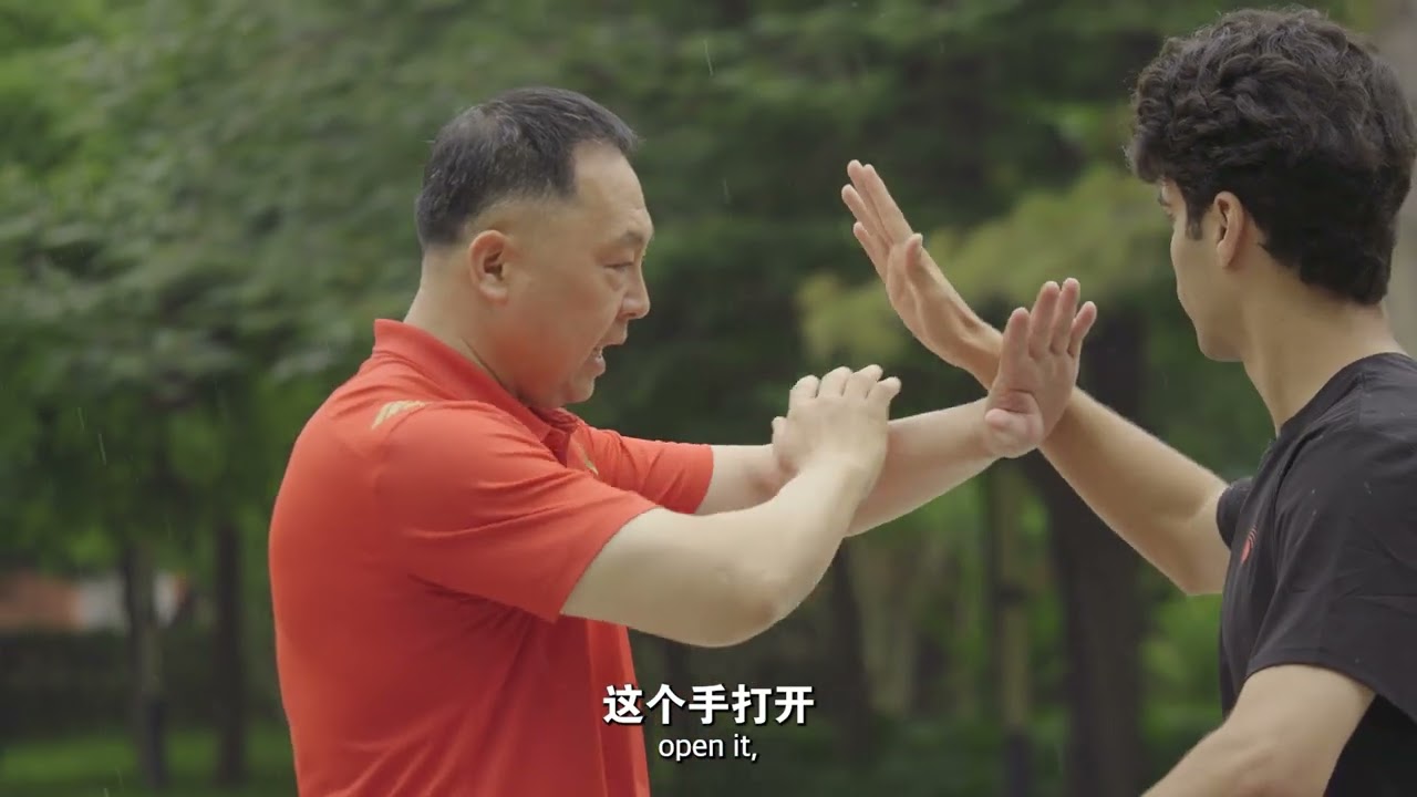 Chinese Kung Fu | Huang Kanghui: Making Wushu a Bridge for the World to Understand China