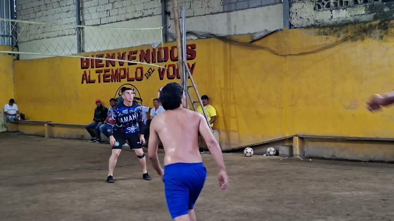 En el templo del voly tungurahua santo domingo TRÍO POLLITO 🐤 vs TRÍO FRIJOLITO