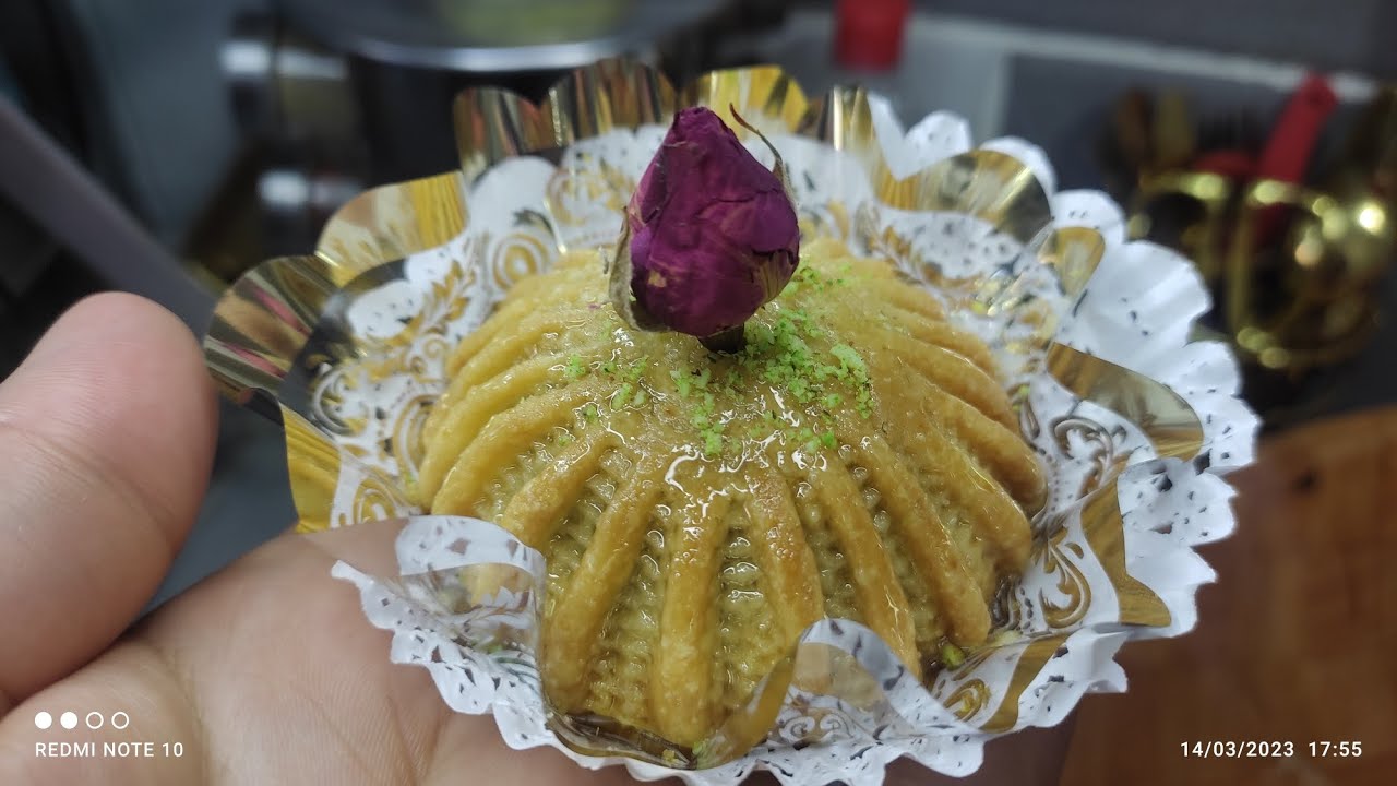 حلوة المنقوشة بالغرس  سهلة و بسيطة تجي تذوب فالفم😋مع طريقة النقش