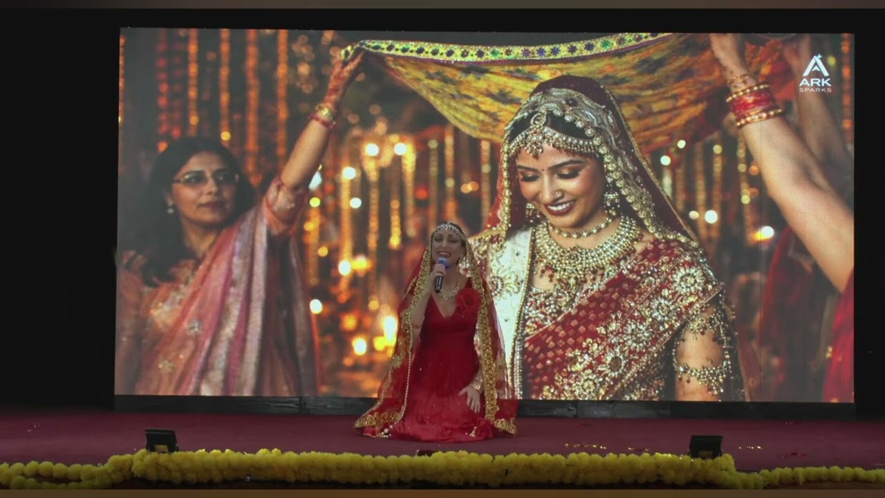 Naila performing in Italian/Neapolitan and Hindi/Kashmiri/Punjabi languages at the Hindu Temple 2026