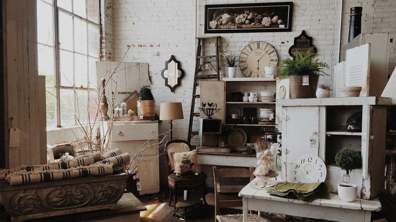 Sneezing in an Antique Shop (Scenario with @daystar428) [M+F]