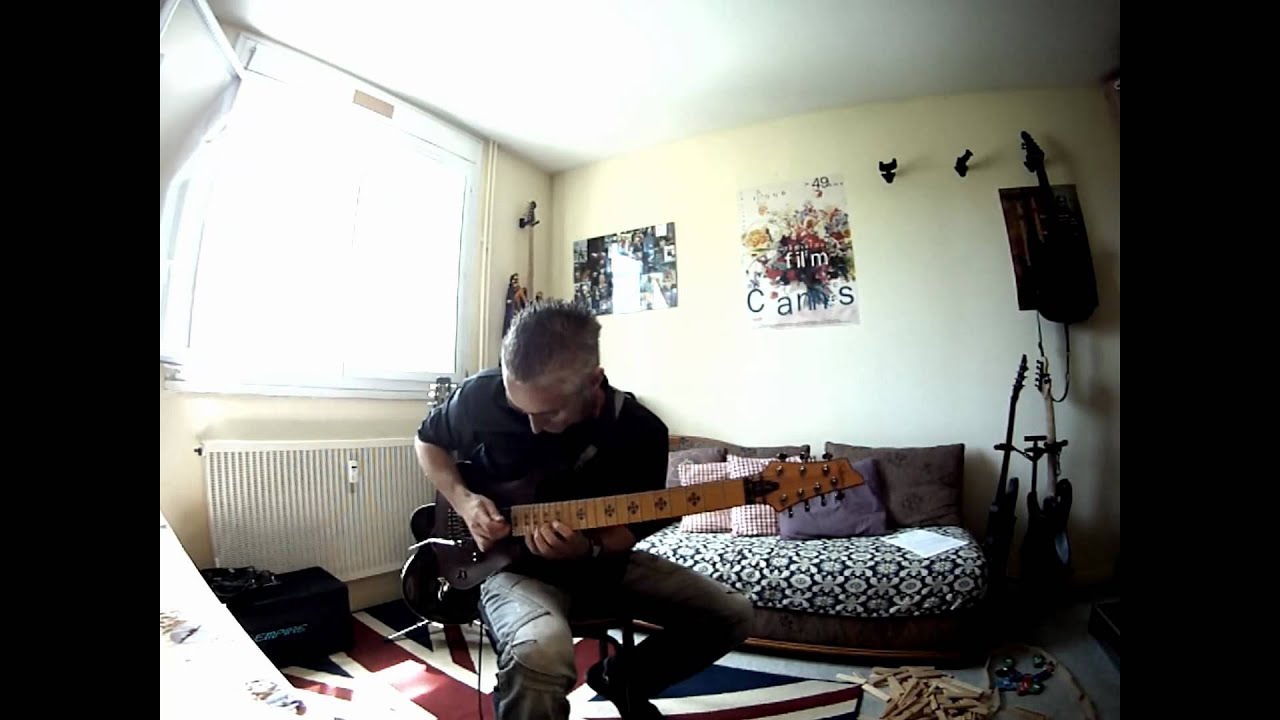 Frederic De Cecco soloing on the new KreepMaster album