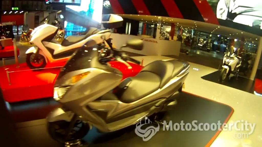 Eicma 2012, Stand Honda