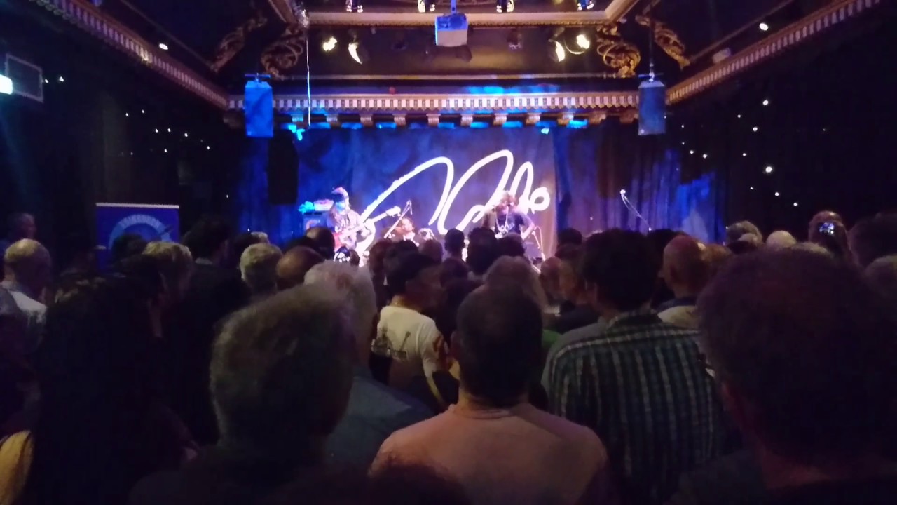 Outrageous slow blues from Eric Gales - Voodoo Rooms Edinburgh 24 May 2017