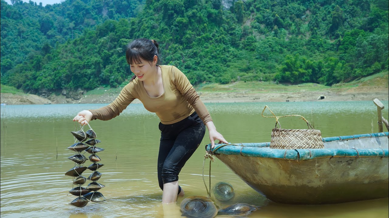 Low Water Lake Life: Foraging Clams and Making a Tasty Grilled Treat