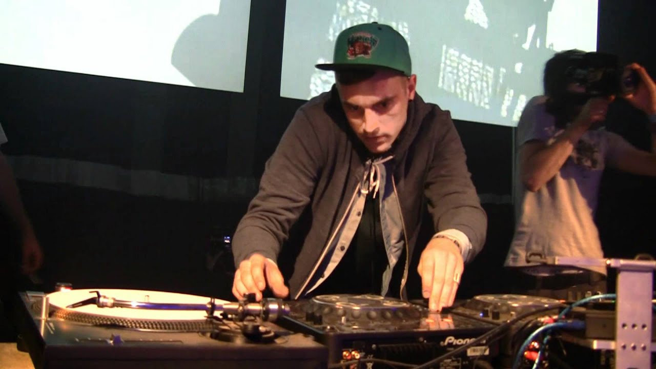 Alix Perez. / Let it Roll / CZ / 2011