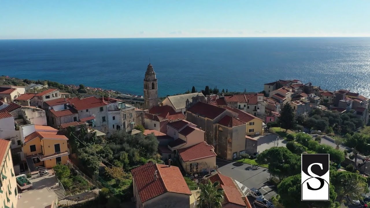 Cipressa in provincia di Imperia con vista aeree - Omaggio al paese da Studio Sara Immobiliare