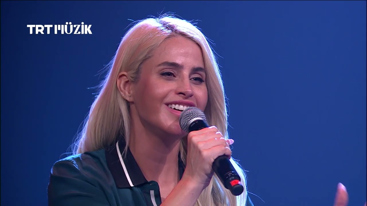 BÜŞRA PEKİN-LAN