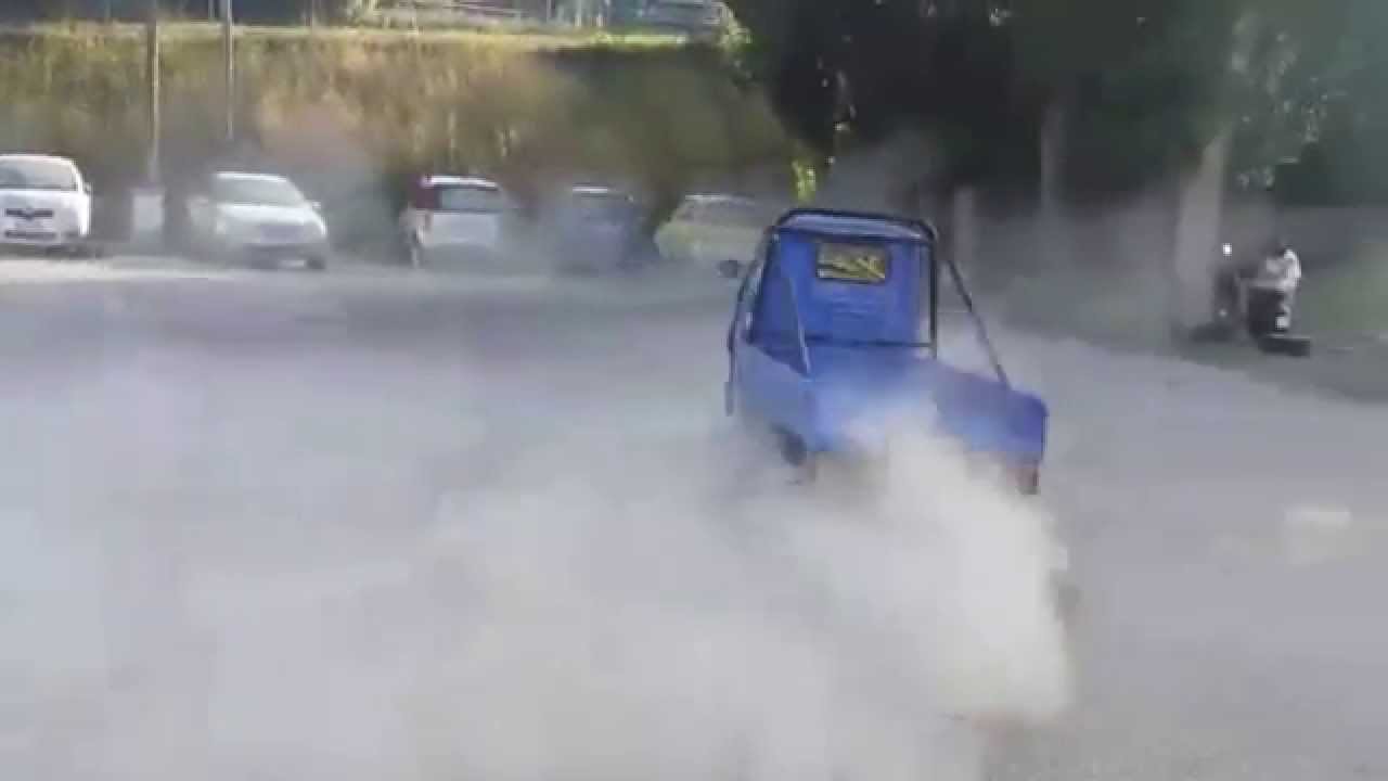 Swarm Tuning Club - Traversi Ape 130 Polini nella ghiaia