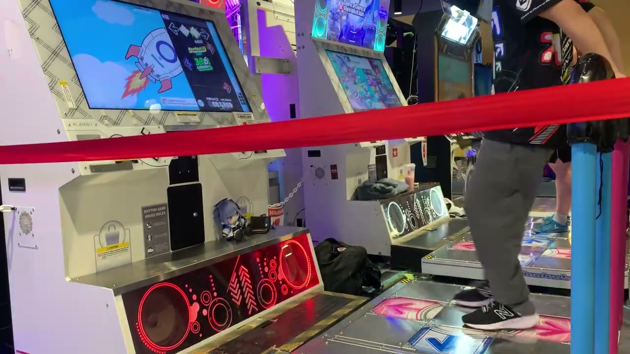 [DDR WORLD] COSMIC V3LOCITY Single Difficult 15 980k