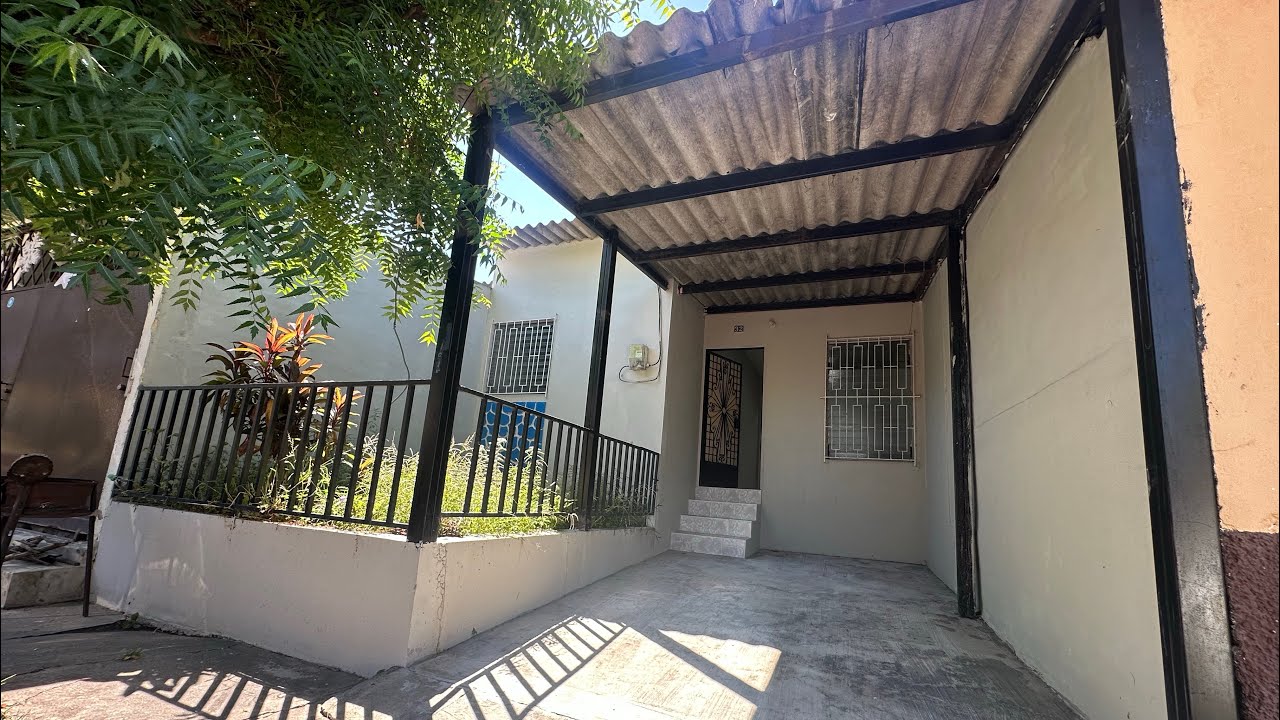 Se Vende Casa Cerca de Walmart y Metrocentro San Miguel $130K negociables 