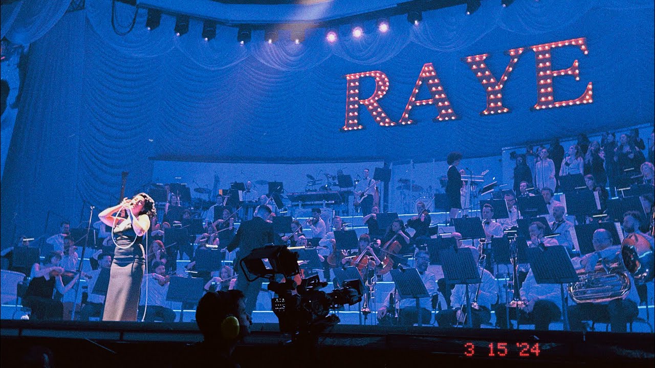 RAYE ESCAPISM LIVE FROM THE SOLD OUT 02 SHOW!