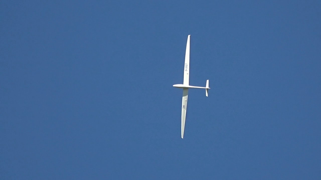 Modellsegelflug im Illertal / modelsailplanes in the Iller valley